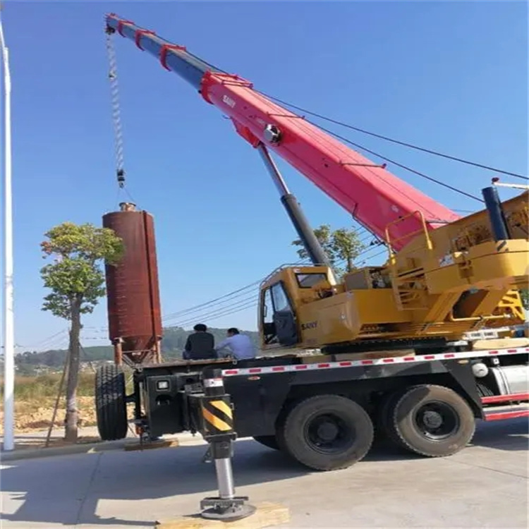 沧州50吨吊车出租每小时价格是多少钱